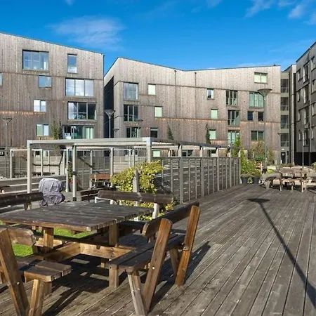 Your Comfortable Base For Wed Conference Apartment
